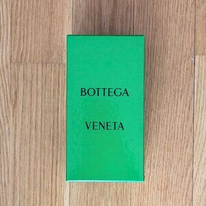 Small Bottega box